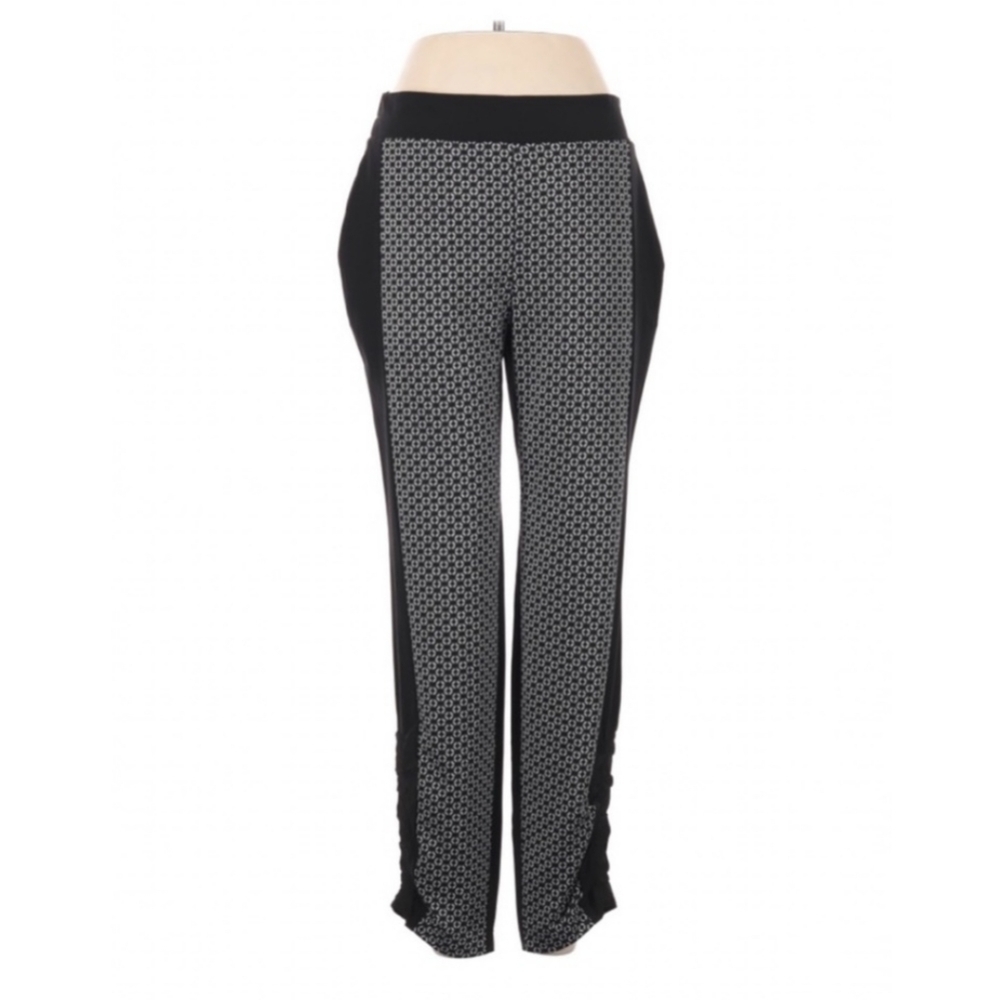 NWT Chico's Zenergy Textured Panel Ruched Ankle Jogger Pants Size 4 (Chico's 0)‎